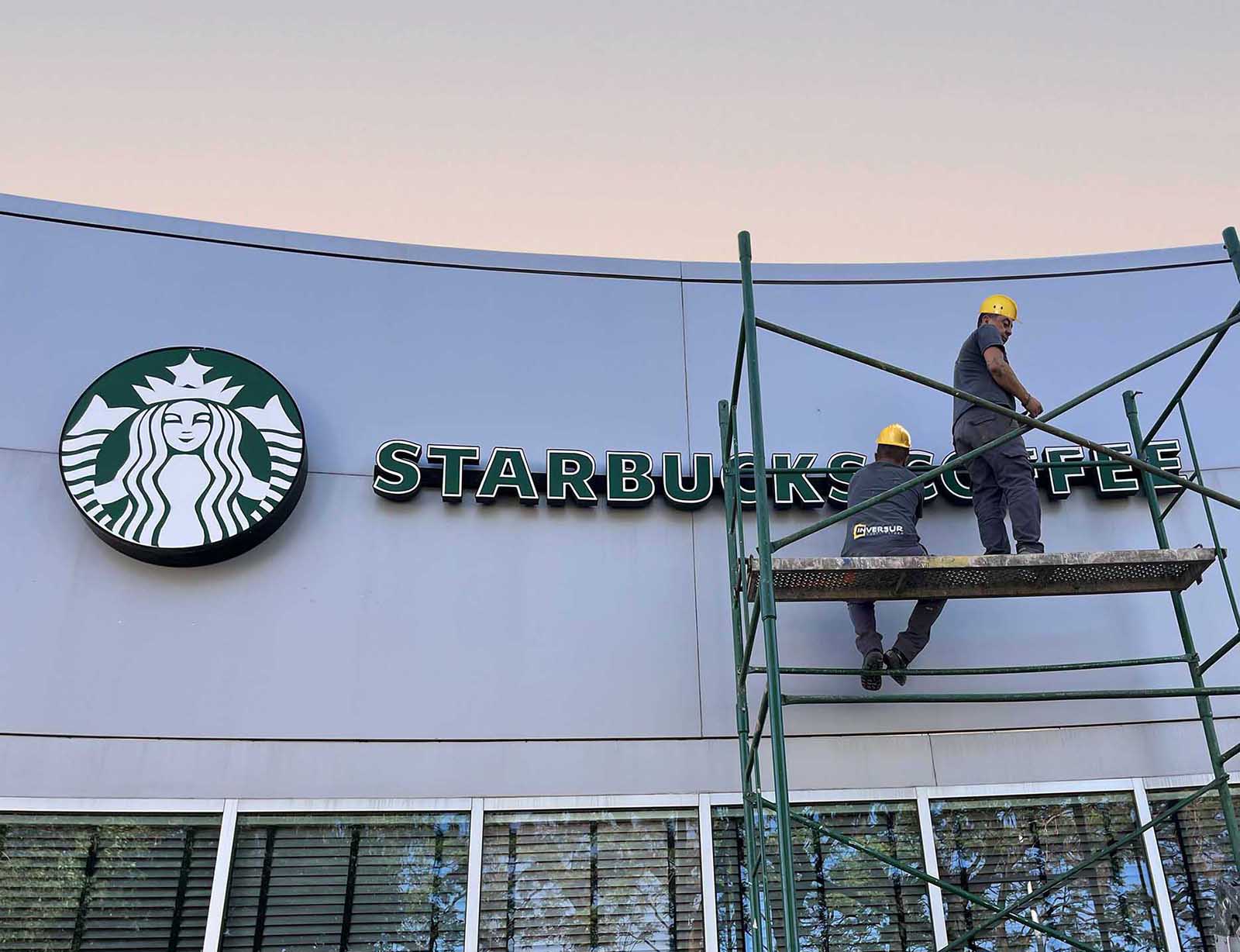 Starbucks-cartel-copia